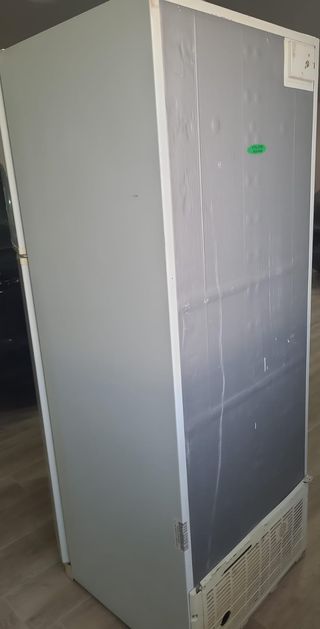 Nevera grande 70 cm ancho