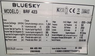 Nevera grande 70 cm ancho