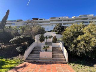 Piso en alquiler en El Mayorazgo - El Limonar en Málaga