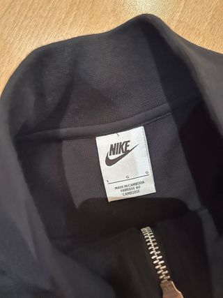 Chaqueta Nike Negra Cremallera