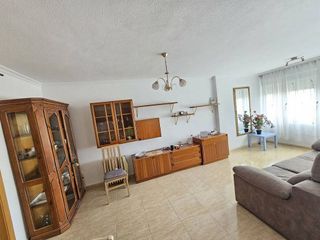 Piso en venta en Juan XXIII en Alicante