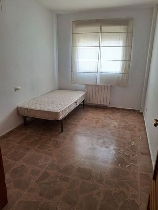 Piso en venta en Hermanos Falcó - Sepulcro Bolera en Albacete