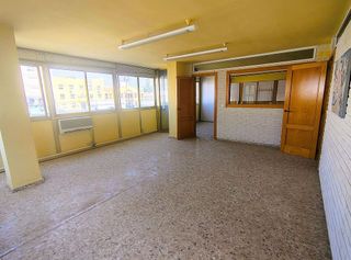 Local comercial en venta en Playa Puerto de Sagunto en Sagunto