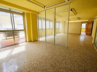 Local comercial en venta en Playa Puerto de Sagunto en Sagunto
