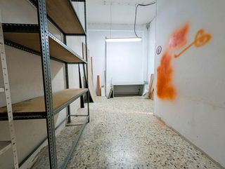 Local comercial en alquiler en La Granja en Zaragoza