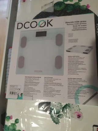 Bascula mide grasa sin estrenar