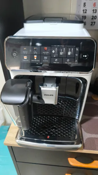 Cafetera Philips EP3343/50 Superautomática