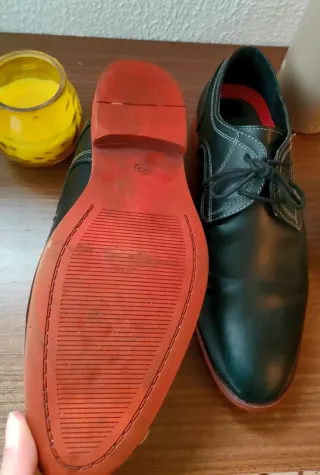 Zapatos de vestir de cuero para hombre