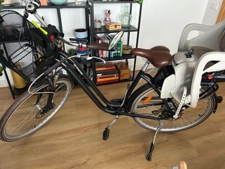 Bicicleta electrica de paseo Btwin