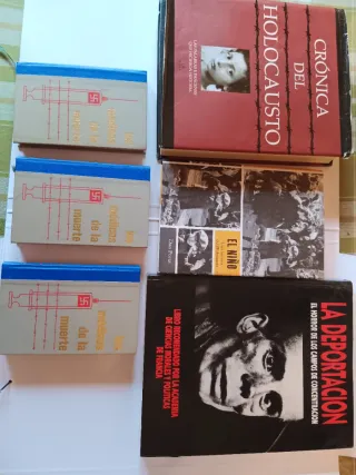4 títulos sobre el holocausto nazi. 15 € cada uno.
