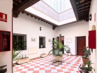 Silencioso ático con ascensor y todos los conforts