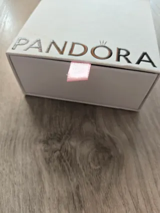 Pulsera rígida Pandora Corazón Brillante