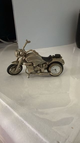 Reloj Miniatura Moto Colección