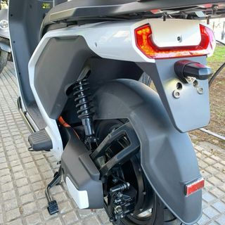 Moto Eléctrica Super Soco F01 Scooter