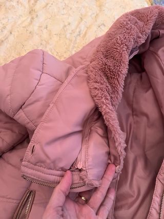 Cazadora corta rosa mujer cuello pelo