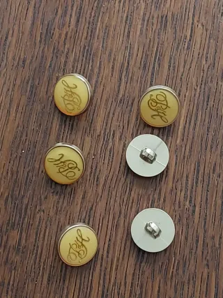 6 Botones Pedro del Hierro