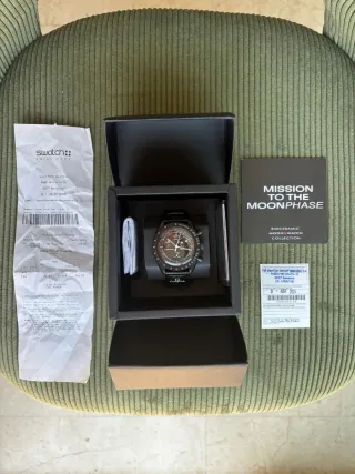 Omega x Swatch Mission to the Moonphase Negro