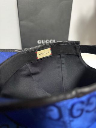 Berretto Gucci Blu e Oro Contratto