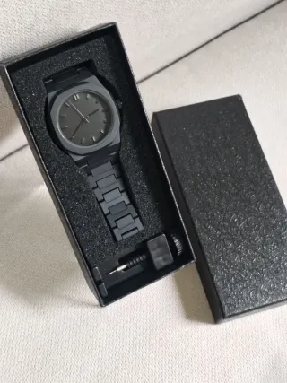 Llevate! Reloj negro tipo Milano