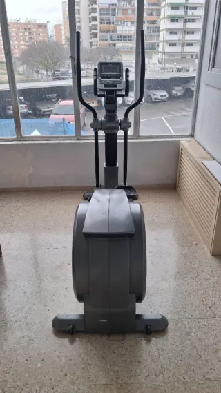 Maquina Eliptica KRONOS GENERATOR