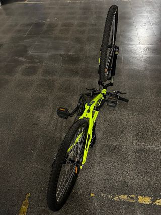 Bicicleta Btwin Rockrider 500