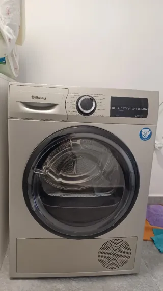 Secadora Balay CROMADA.