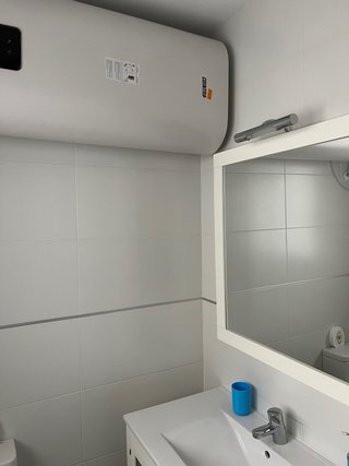 Apartamento nuevo. Centro de Granada.