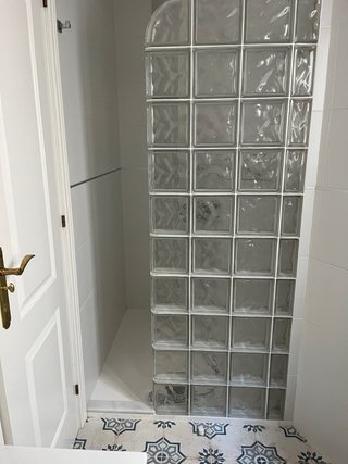 Apartamento nuevo. Centro de Granada.