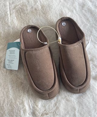 Zapatillas de estar por casa marrones talla 41/42