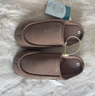 Zapatillas de estar por casa marrones talla 41/42