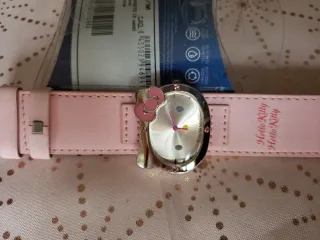 Reloj Hello Kitty Rosa y Plateado