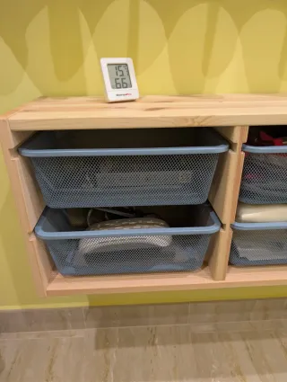 Mueble Pino con 6 Cestas Metálicas 93x21x30 cm