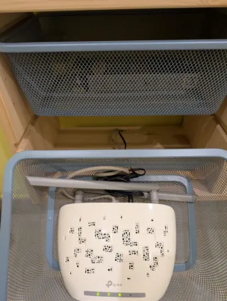 Mueble Pino con 6 Cestas Metálicas 93x21x30 cm