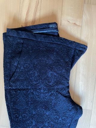 Pantalón negro jacquard