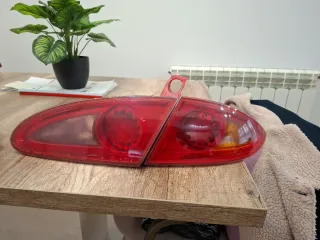 Juego Pilotos Traseros Seat León MK2