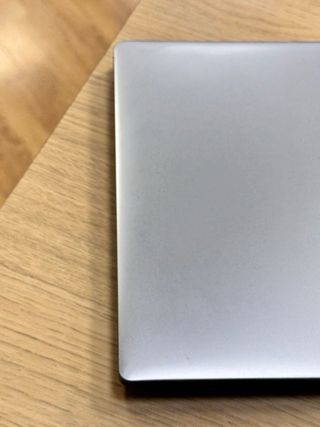 Lenovo IdeaPad Slim 3 15IAN8 - Como nuevo