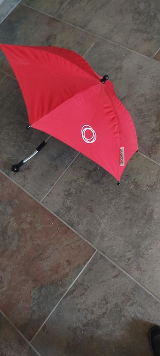 Carrito Bugaboo con saco invierno y sombrilla