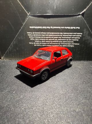 Miniatura VW Golf I GTI Welly 1/60