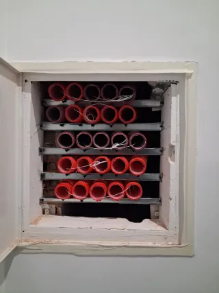 Trabajos de instalación eléctrica baja tensión