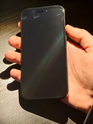 iPhone 15 Pro NUOVO 128gb, batteria 100% (8 cicli)