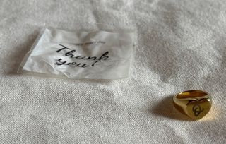 Anillo Dorado Inicial ‘O’ Resistente al Agua