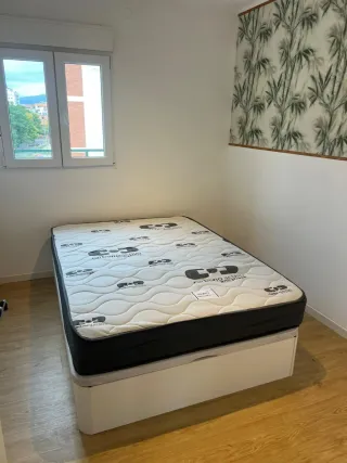 Canapé abatible blanco y negro