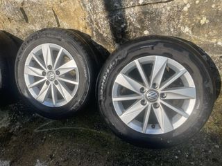 Llantas 15 Volkswagen Golf - Como Nuevas