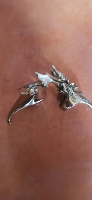 Anillo garra metálico estilo gótico