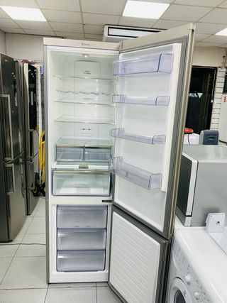 Nevera Combi Balay porta Cristal 2m con garantia