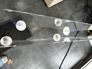 Pantallas aislantes para mesa