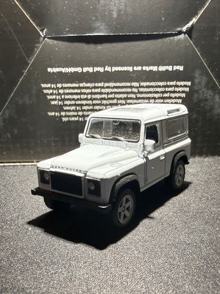 Land Rover Defender Welly 1/60