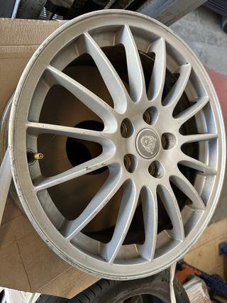 4 Llantas Jaguar 17 pulgadas