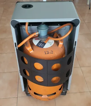 Estufa butano Orbegozo llama azul.