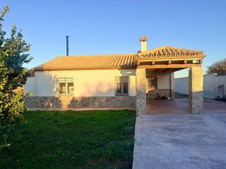 Chalet en venta en La Paz en Alcalá de Guadaira